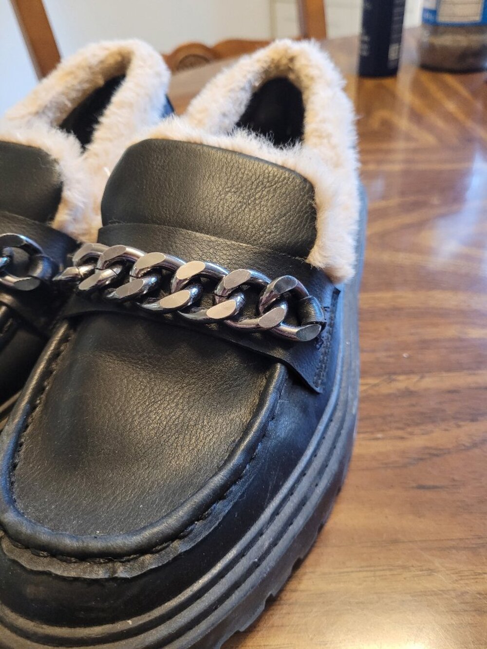 Chunky Black Chain Faux Fur Lined Loafers | US 9W